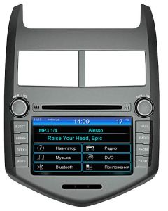 Штатная автомагнитола INTRO CHR-3117AV для Chevrolet
