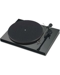 Проигрыватель виниловых дисков PRO-JECT DEBUT CARBON DC (ORTOFON OM10)