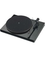 Проигрыватель виниловых дисков PRO-JECT DEBUT CARBON DC (ORTOFON OM10)